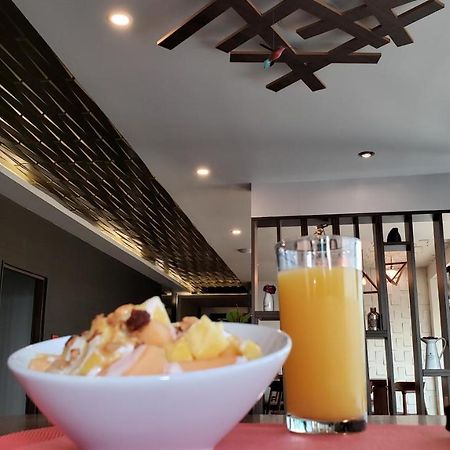 Terrass Hotel Zamora Самора-де-Идальго Экстерьер фото