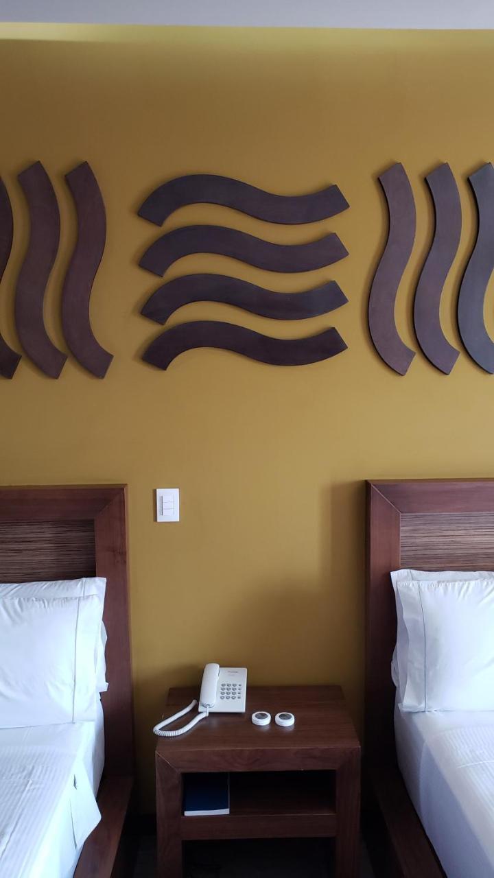 Terrass Hotel Zamora Самора-де-Идальго Экстерьер фото